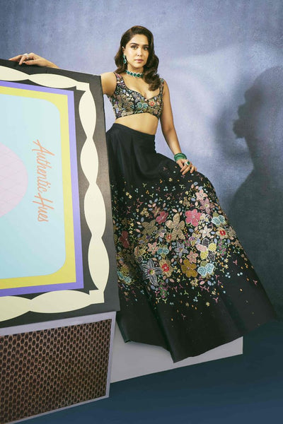 Aisha Rao black applique MK lehenga – right side view
