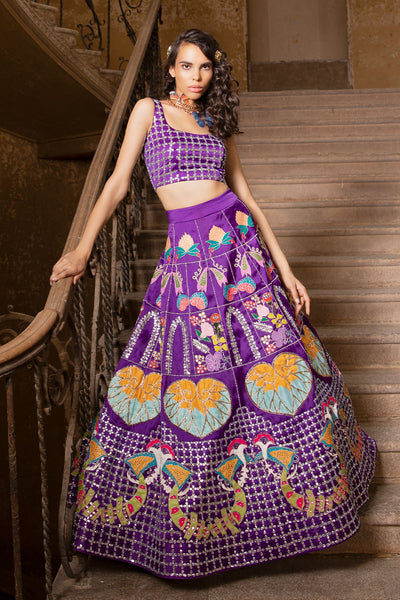 Right profile of Razzamatazz lehenga look