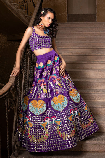 Blouse and lehenga flow with dupatta angle