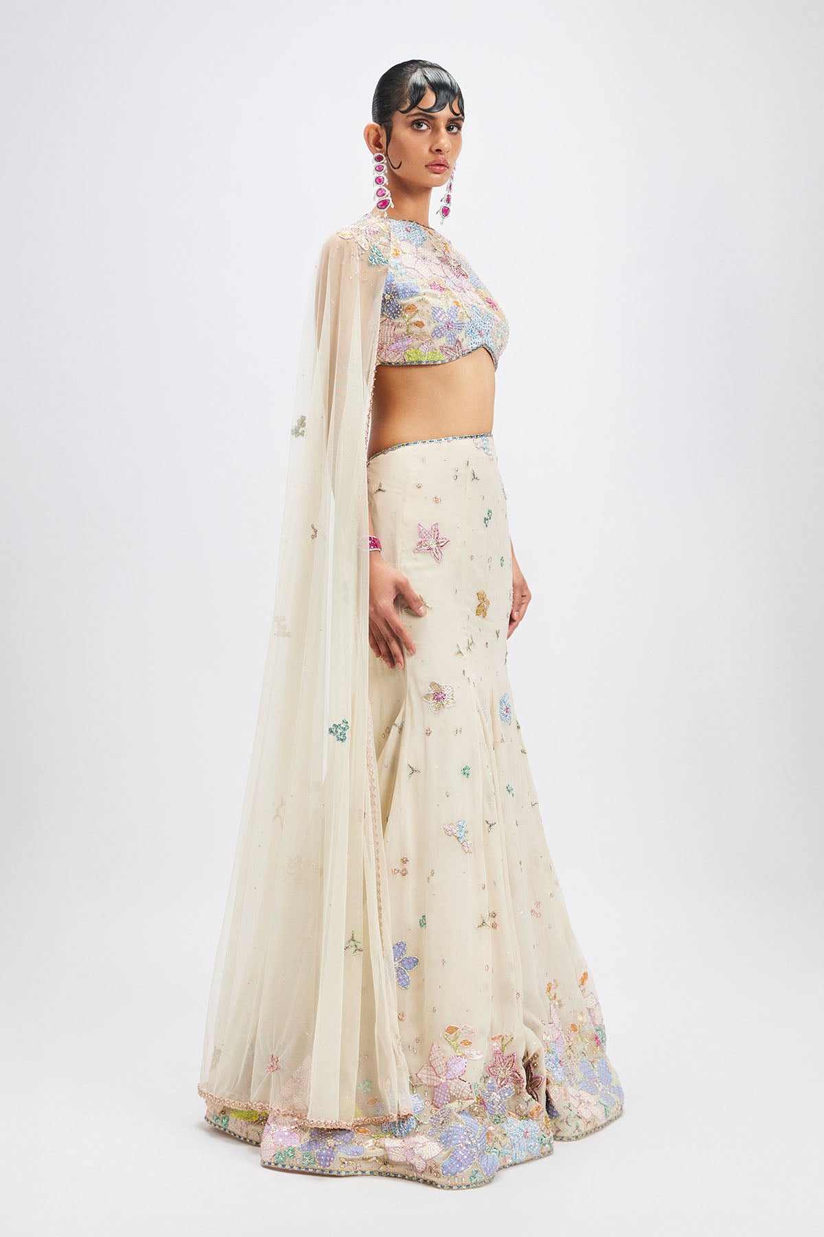Right profile of Aisha Rao ivory mermaid lehenga