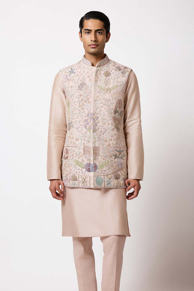 Close-up of bundi shoulder and applique work left view