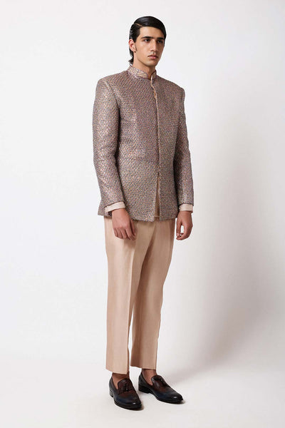 Close-up of gold bandhgala jaal embroidery front detail