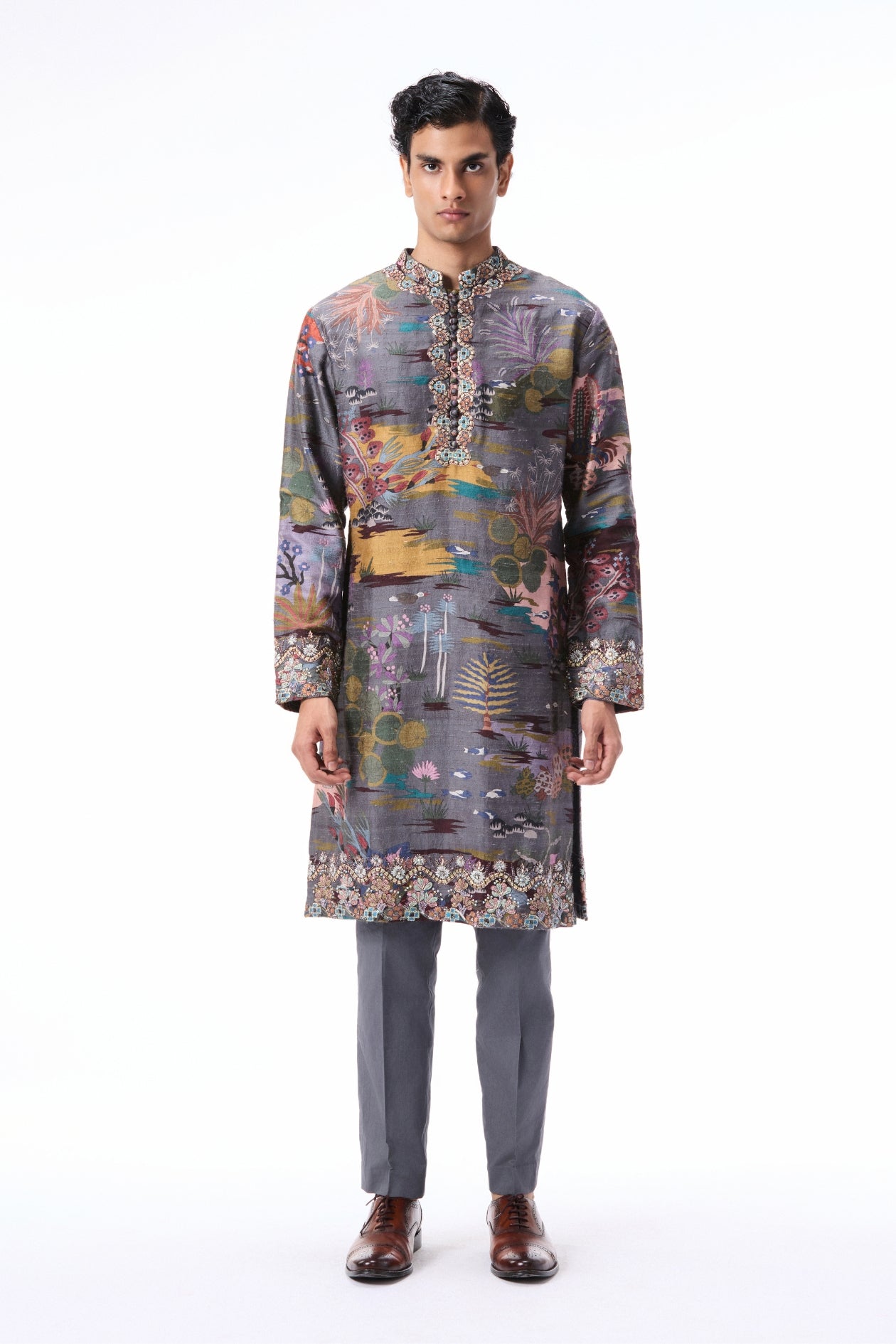 Man wearing a multicolor kurta 