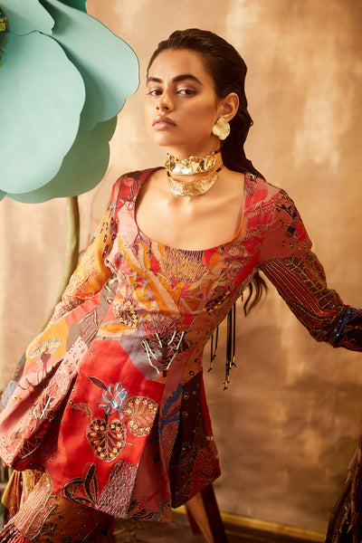 Close-up of left side print and dupatta details